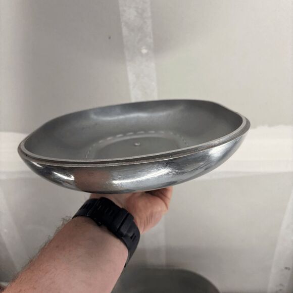 Vintage 1960s Magnalite Roaster Wagner Ware Sidney O 4265-P Aluminum with Trivet - Picture 6 of 16